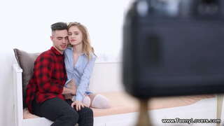 Teeny Lovers - Lo que es una escena increíble!