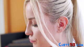 Големи Цицки Тинејџерски Fucked од Страна на би-би-си Големи Цицки Тинејџерски Fucked од Страна на би-би-си