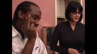 Kinantot ng MILF babe sa salamin pumupuno sa kanyang puki na may mahirap, itim Kinantot ng MILF babe sa salamin pumupuno sa kanyang puki na may mahirap, itim
