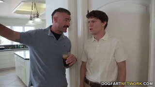 ریزه اندام سیاه پوست, Chanel, دیک مقعد رابطه جنسی با بزرگ سفید Dicks